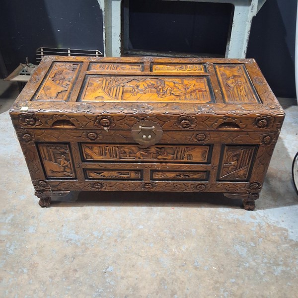 Lot 455 - CAMPHORWOOD TRUNK