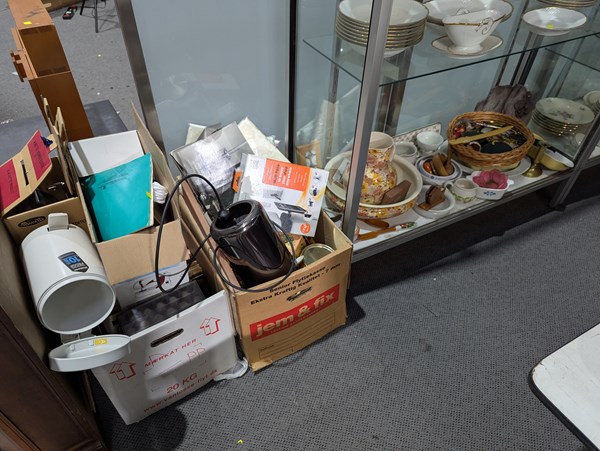 Lot 303 - VINTAGE LOT