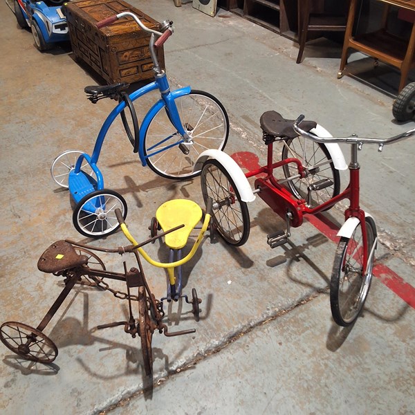 Lot 456 - TRICYCLES