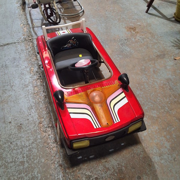 Lot 452 - PEDAL CAR