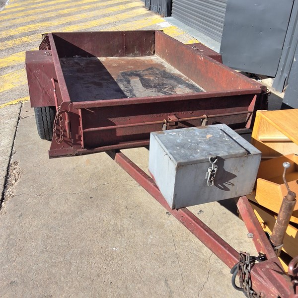 Lot 465 - TRAILER