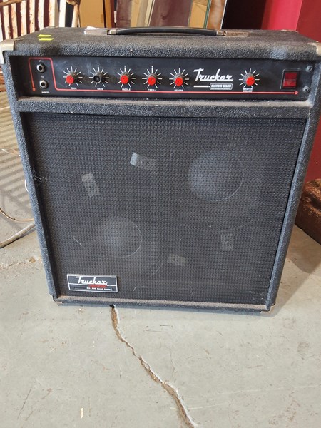 Lot 462 - AMP