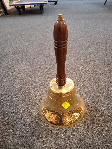 Lot 1163 - SCHOOL BELL