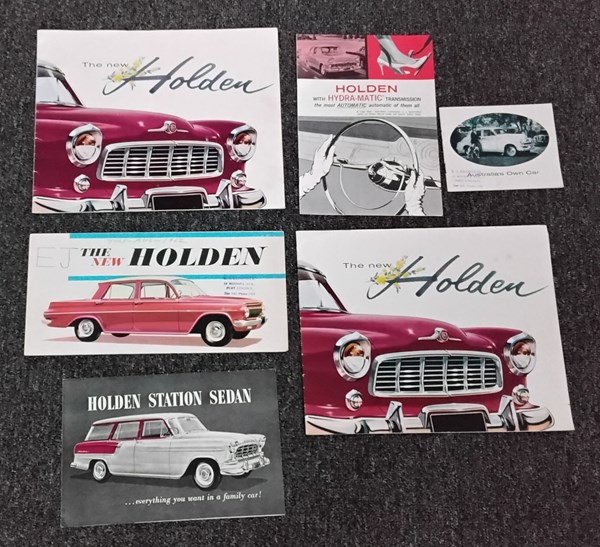 Lot 1352 - CAR SALES BROCHURES