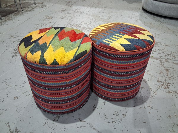 Lot 139 - OTTOMANS