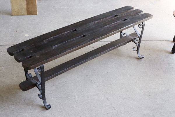 Lot 91 - BENCH