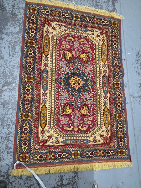 Lot 117 - RUG