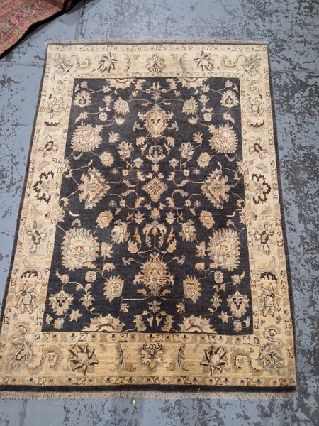 Lot 126 - RUG