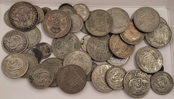 Lot 1072 - COINS