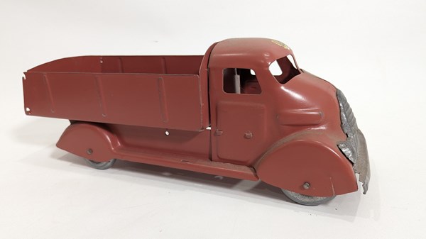 Lot 119 - TIN DUMP TRUCK