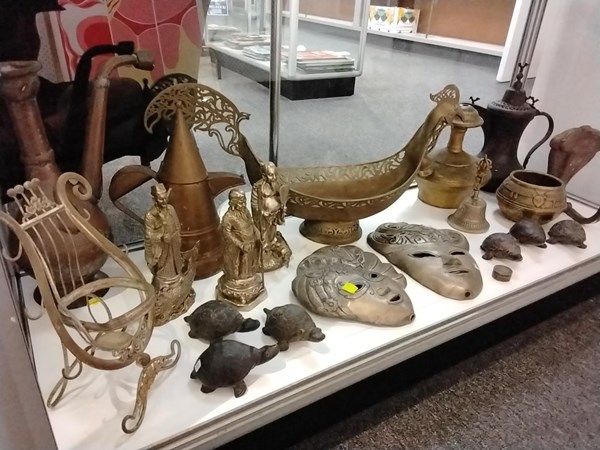 Lot 1145 - METALWARE