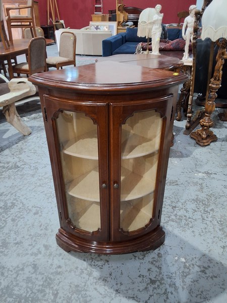 Lot 70 - CORNER CABINET