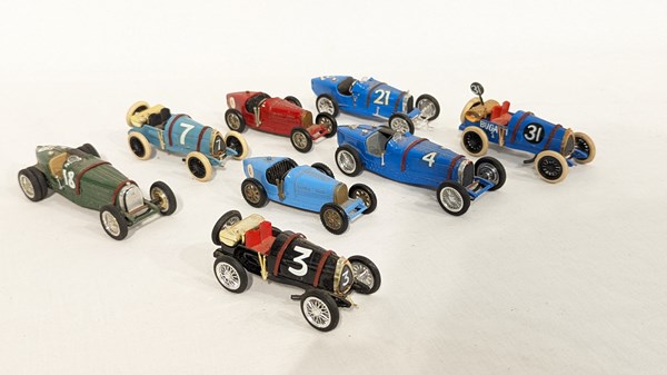 Lot 99 - DIECAST CARS