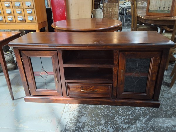 Lot 366 - SIDEBOARD