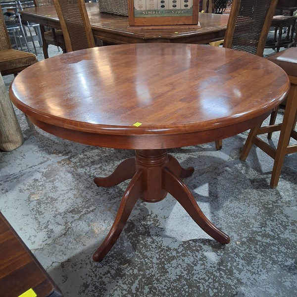 Lot 222 - KITCHEN TABLE