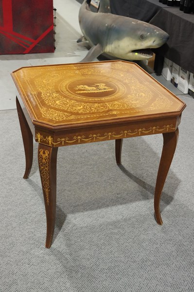 Lot 160 - CASINO GAMES TABLE