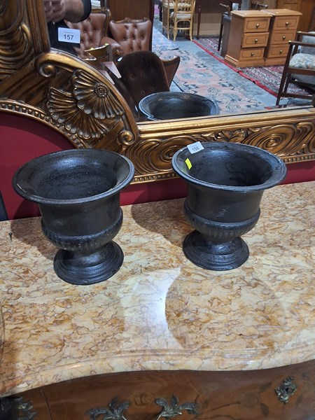 Lot 108 - URNS
