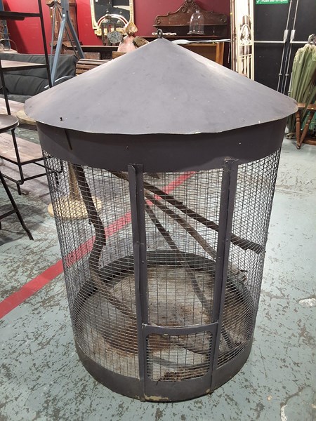 Lot 150 - BIRD CAGE