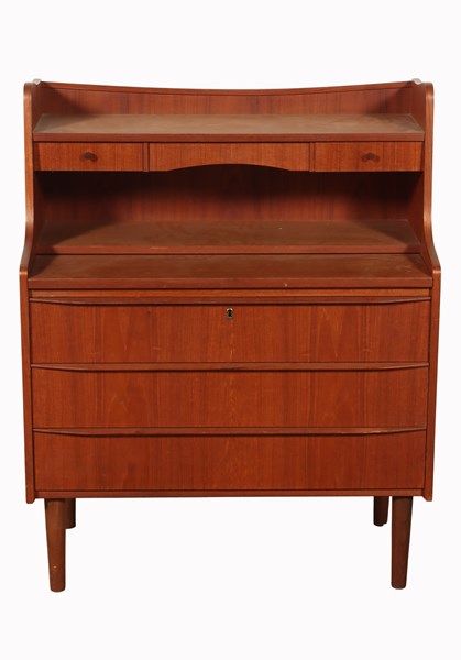 Lot 195 - TEAK BUREAU