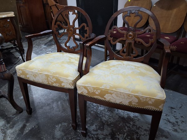 Lot 5 - CARVER CHAIRS