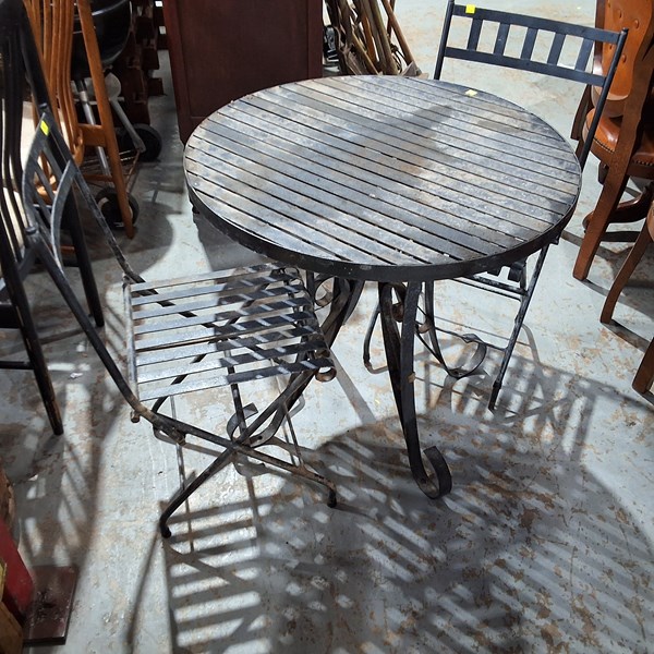 Lot 285 - PATIO SETTING