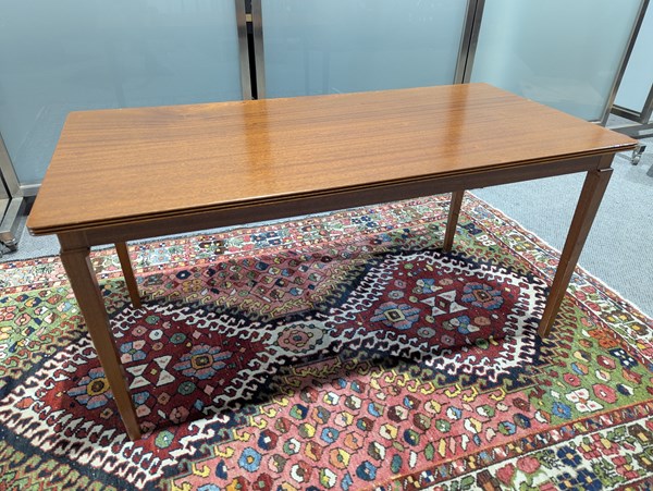Lot 128 - COFFEE TABLE