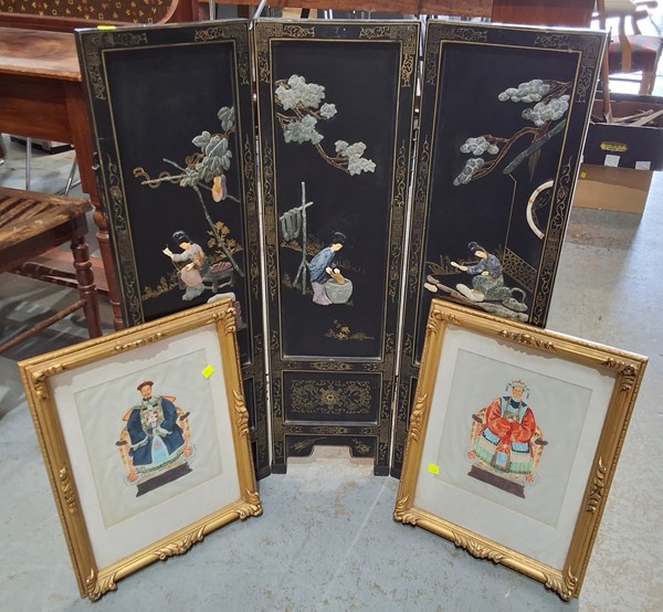 Lot 97 - CHINOISERIE DECOR