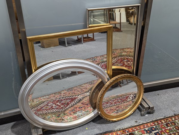 Lot 104 - WALL MIRRORS