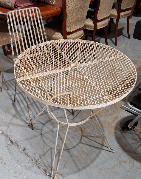 Lot 308 - OUTDOOR SET