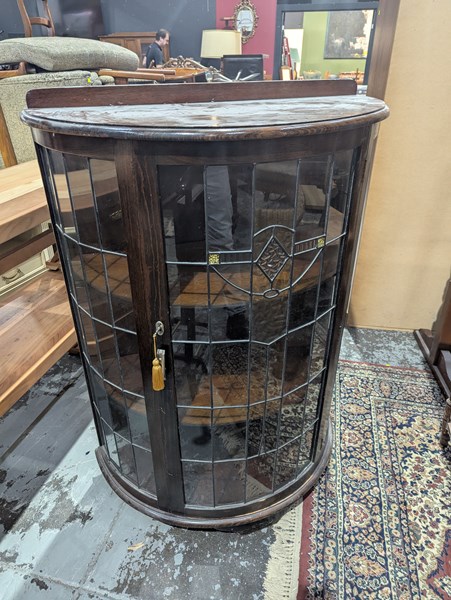 Lot 91 - CHINA CABINET