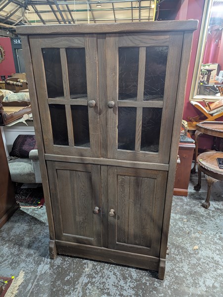 Lot 58 - KITCHEN DRESSER