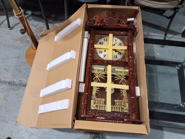 Lot 325 - WALL CLOCK