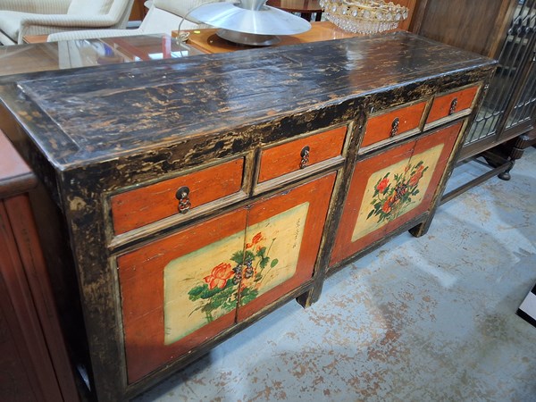 Lot 402 - CHINOISERIE SIDEBOARD
