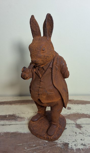 Lot 141 - GARDEN ORNAMENT