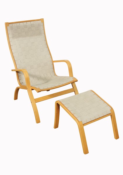 Lot 67 - LOUNGE CHAIR & FOOTSTOOL