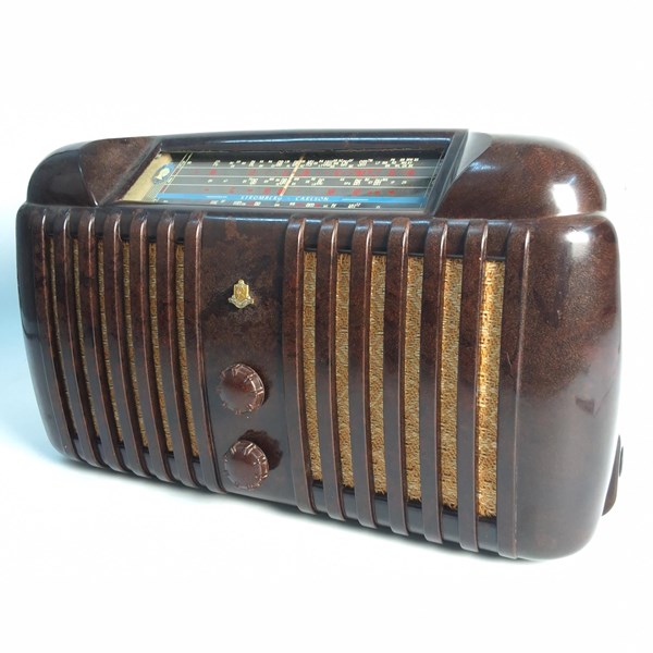 Lot 1285 - RADIO