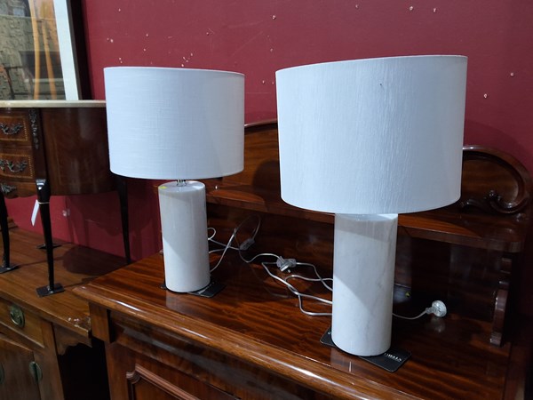 Lot 18 - LAMPS