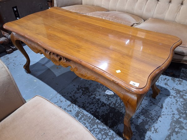 Lot 35 - COFFEE TABLE