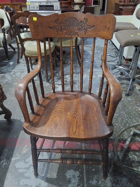 Lot 241 - ARMCHAIR