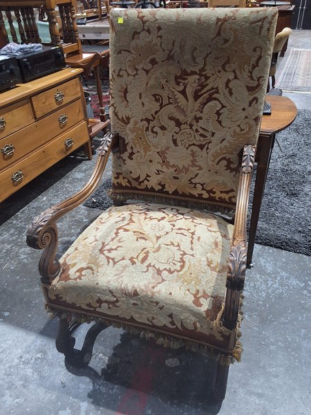 Lot 240 - THRONE CHAIR