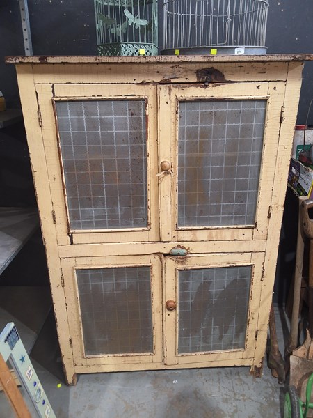 Lot 274 - MEAT SAFE