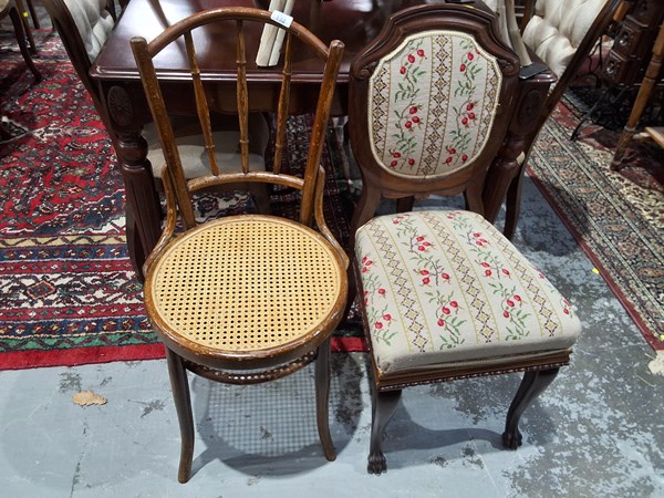 Lot 132 - CHAIRS