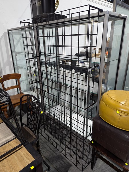 Lot 334 - WINE RACK