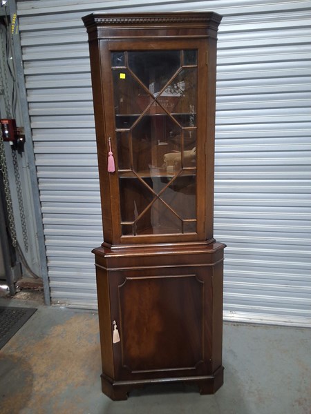 Lot 431 - CORNER CABINET