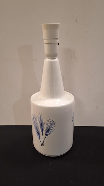 Lot 1329 - TABLE LAMP