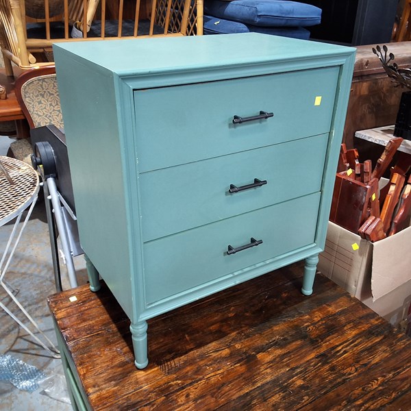 Lot 315 - BEDSIDE