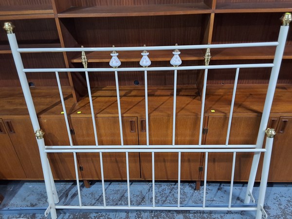 Lot 110 - BED FRAME