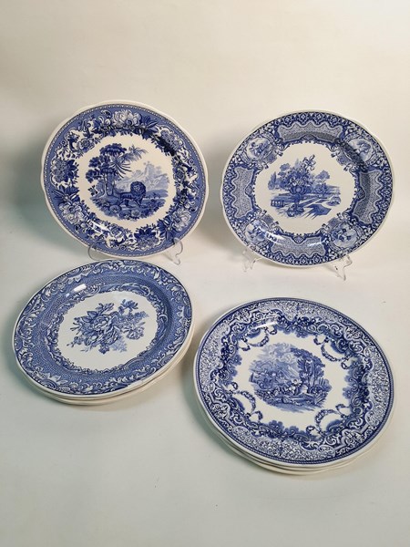 Lot 1132 - SPODE