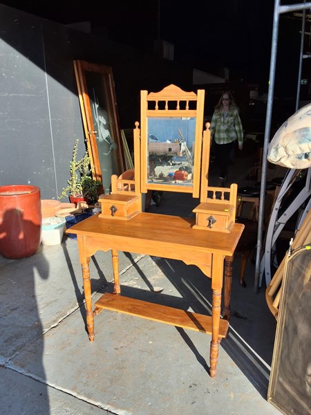 Lot 344 - DRESSING TABLE