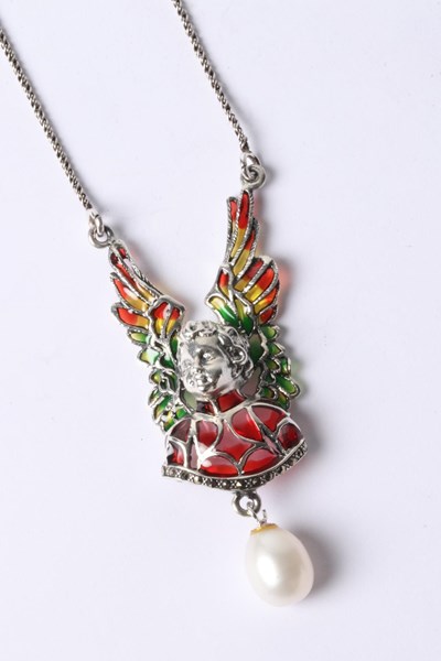 Lot 1007 - NECKLACE